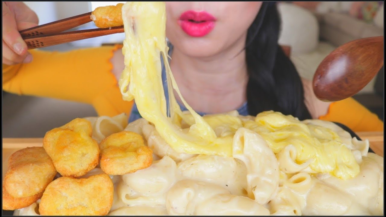 ASMR GIANT CREAMY MAC & CHEESE | CHICKEN NUGGETS | EATING SOUNDS | NO TALKING