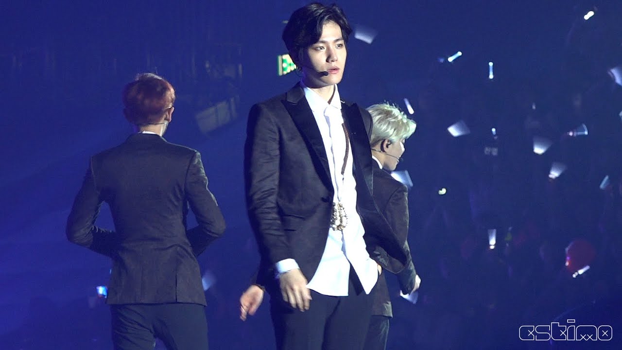 140601 EXO FROM. EXOPLANET #1 in HK Love, Love, Love 백현 focus edit.
