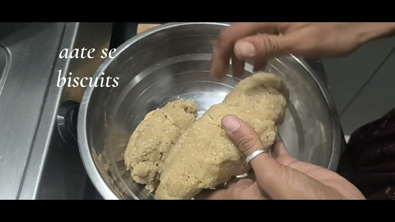 आटे से बिस्किट बनाये तो इतने लाजवाब के बनाये तो सब बोले अब से घर मे ही  बनाना बहार से लाना बंद 👍