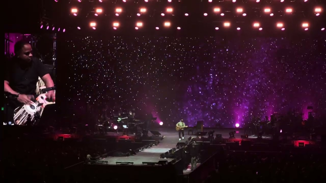 Kalank (Title Track) - Arijit Singh Performs live in Sydney