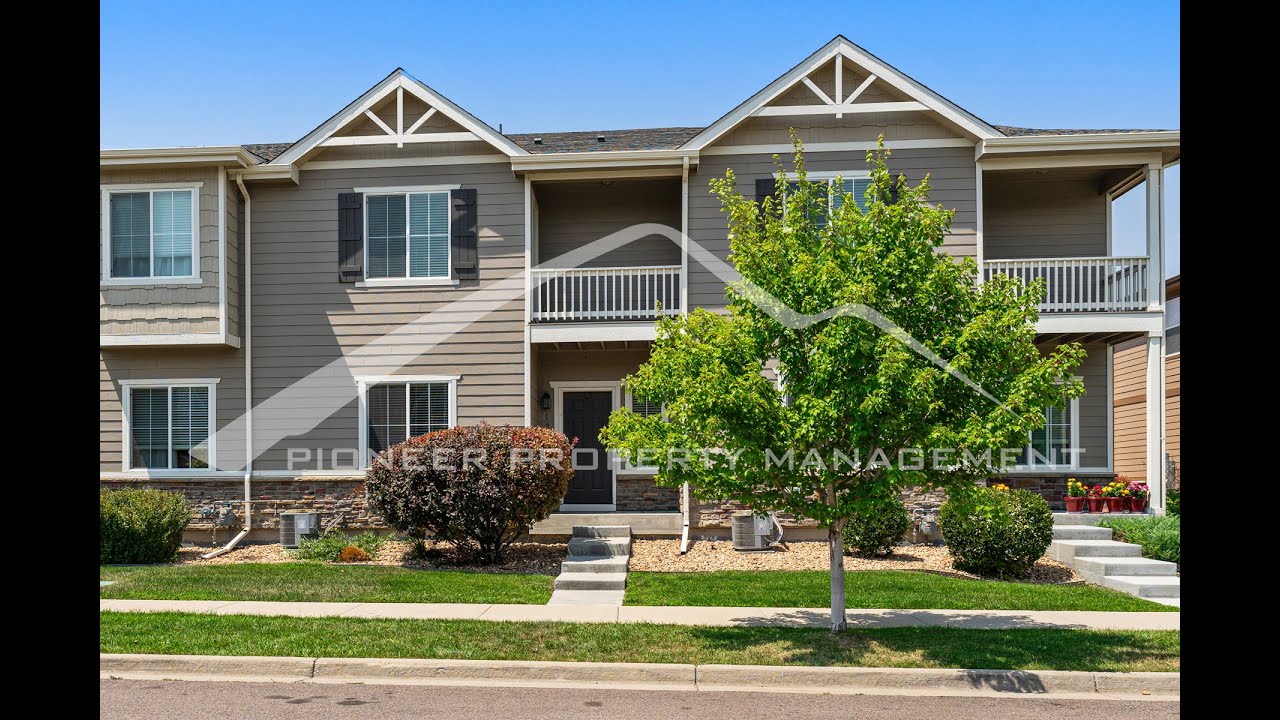 Longmont Townhomes for Rent 3BR/2.5BA by Longmont Property Management