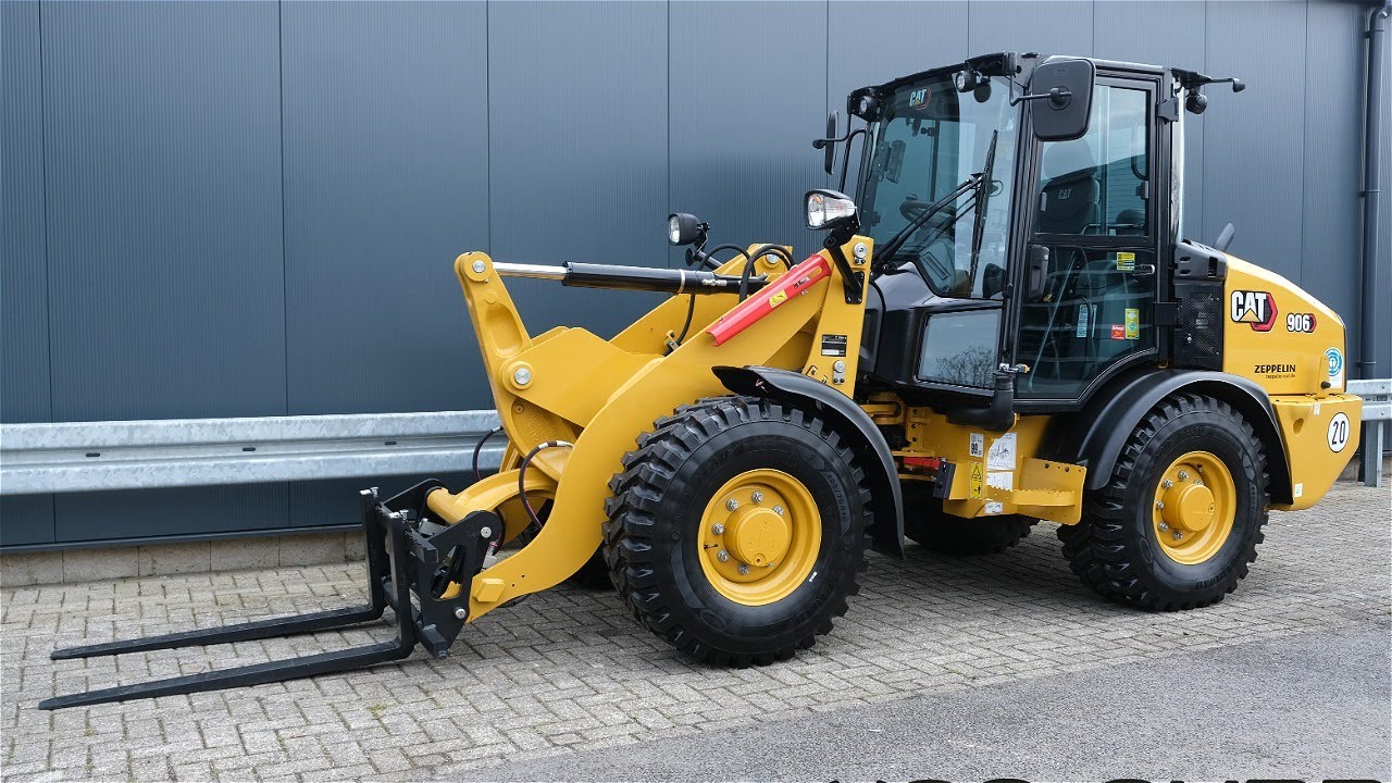 CAT 906 - For Sale