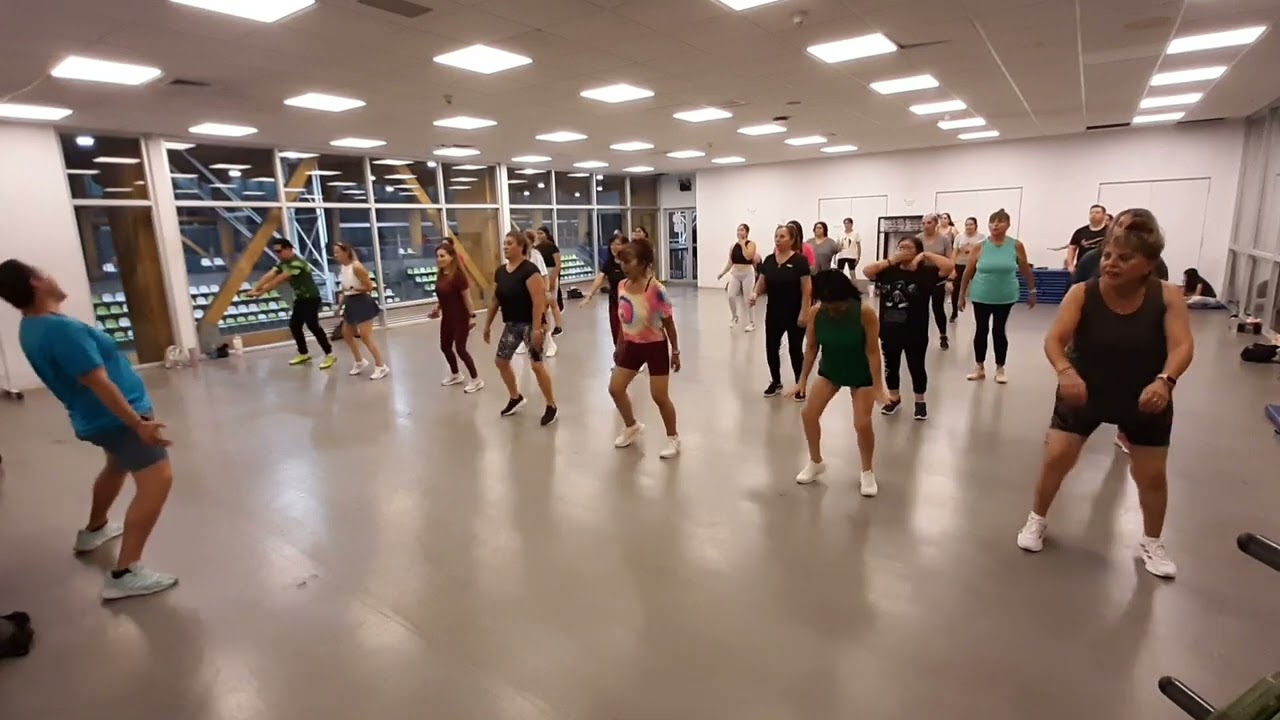Baile entretenido 13 Jueves 12 de Marzo 2026 profesor Eduardo Ramírez CEVS lo Espejo