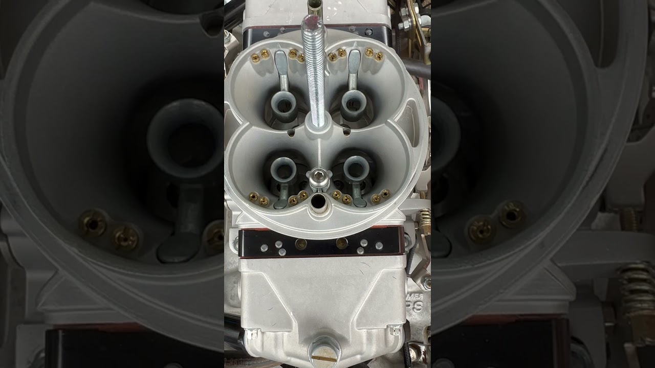 Edelbrock VRS-4150 650CFM light throttle blips