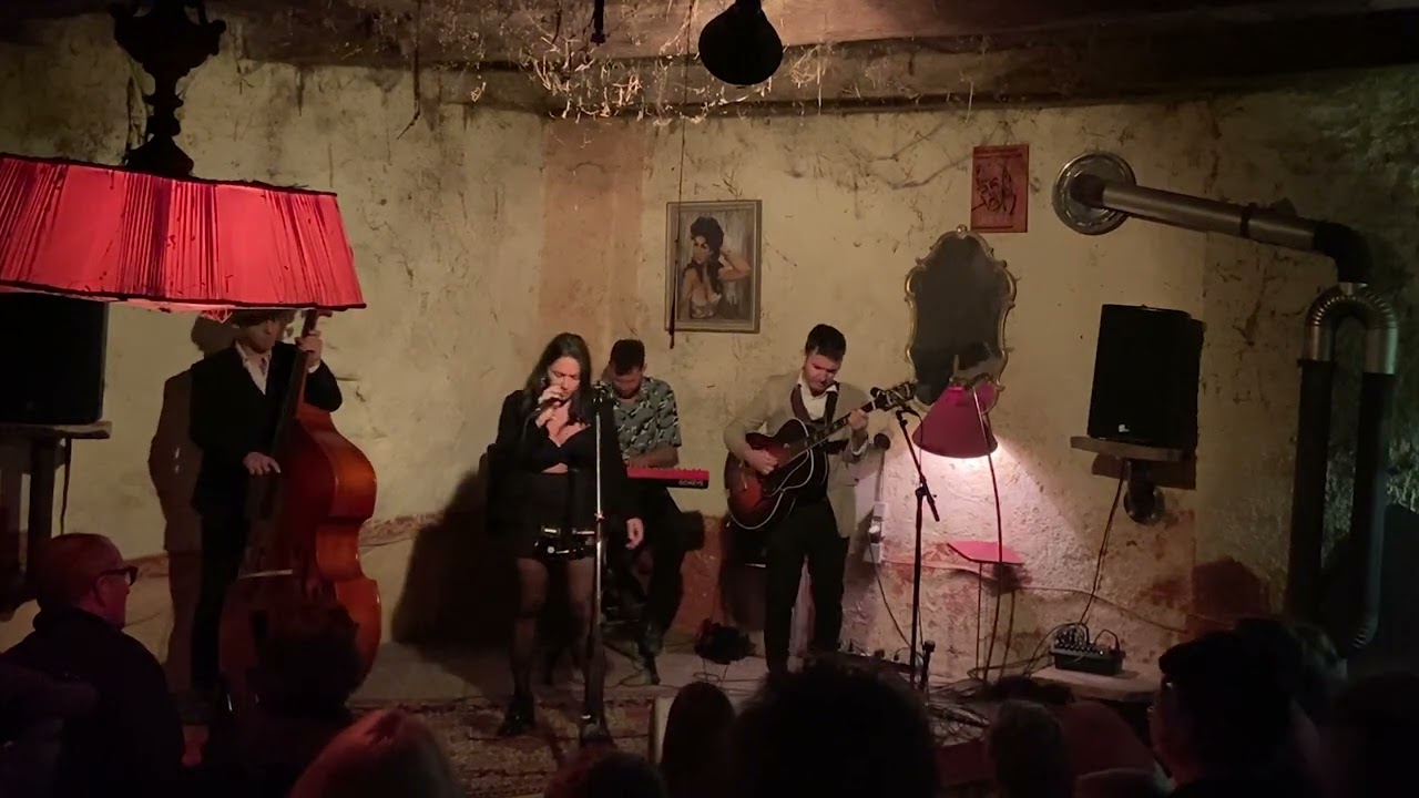 Delta Bound  - ALAPAR JAZZ (Live@ Mojo Music Club)