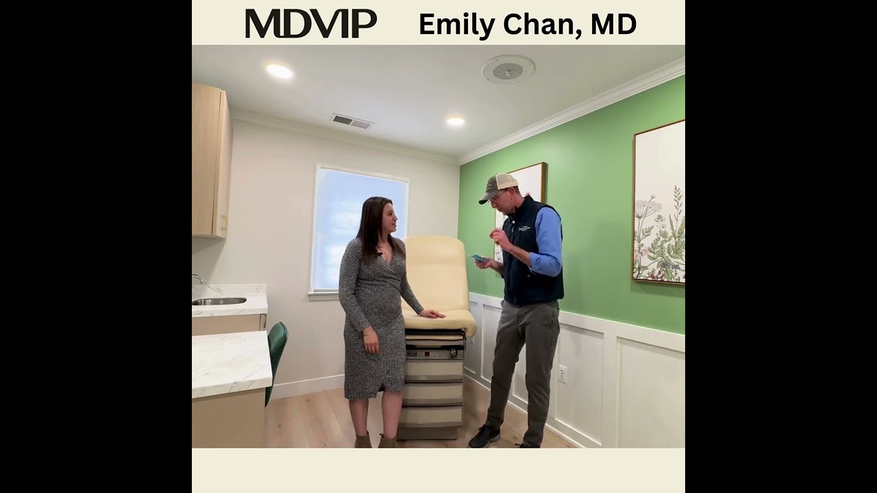 Noah Shenandoah visits with Dr. Emily Chan at her new family practice in Woodstock, VA!