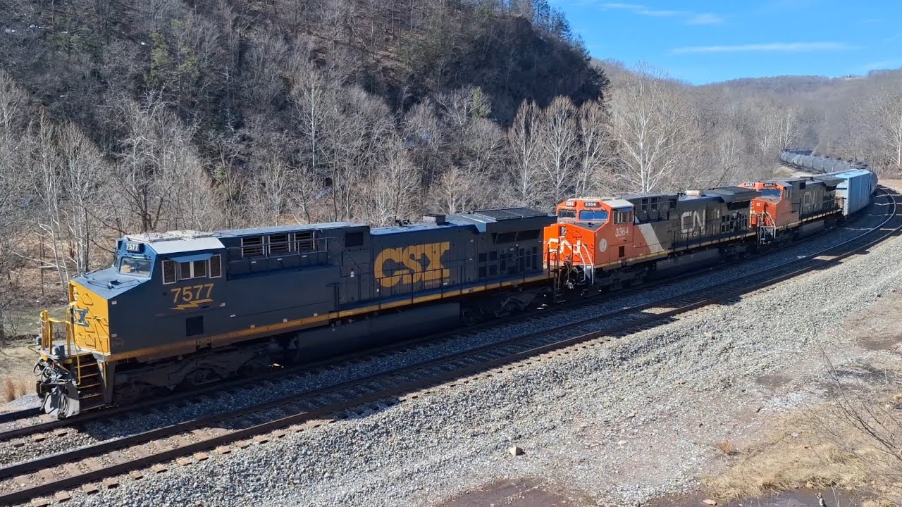 2 trains meet in Fairhope, Pa 