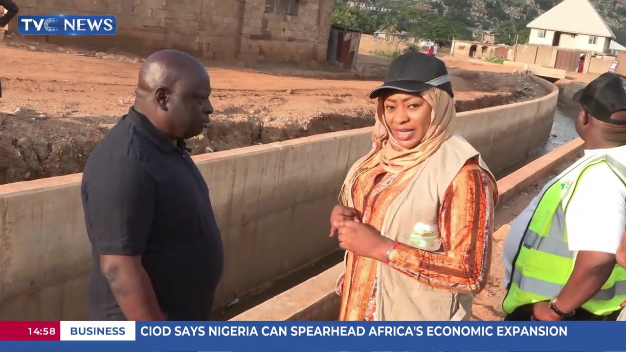 Gov Okpebholo Launches Construction Of 14-km Road In Uhunwonde LGA