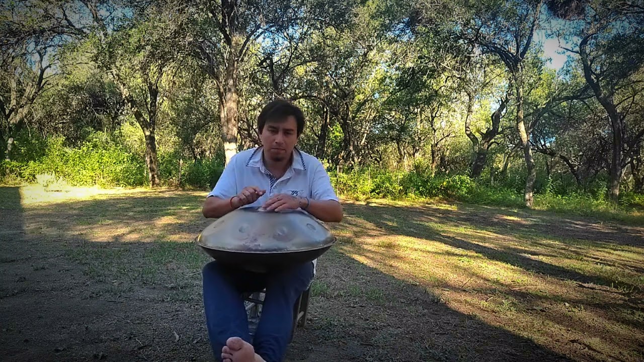 G2 Hijaz - HandPan Music (Improvisation)