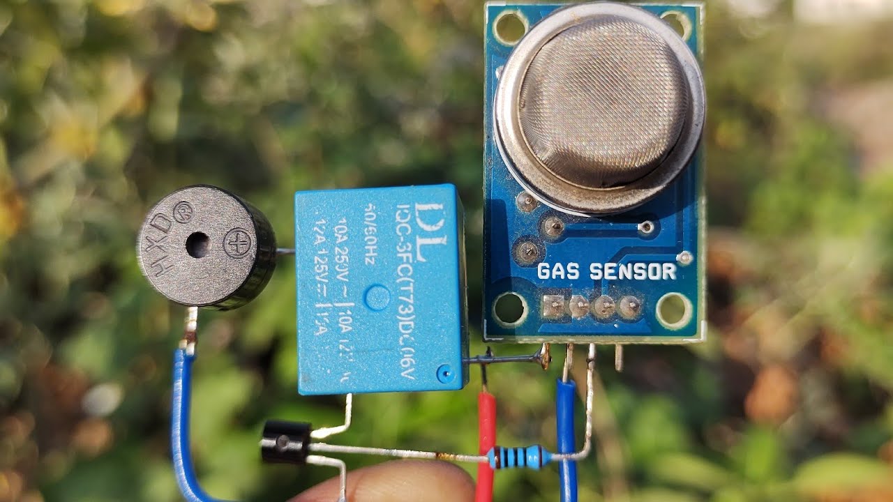 Smoke / gas detector circuit using MQ2 Gas Sensor