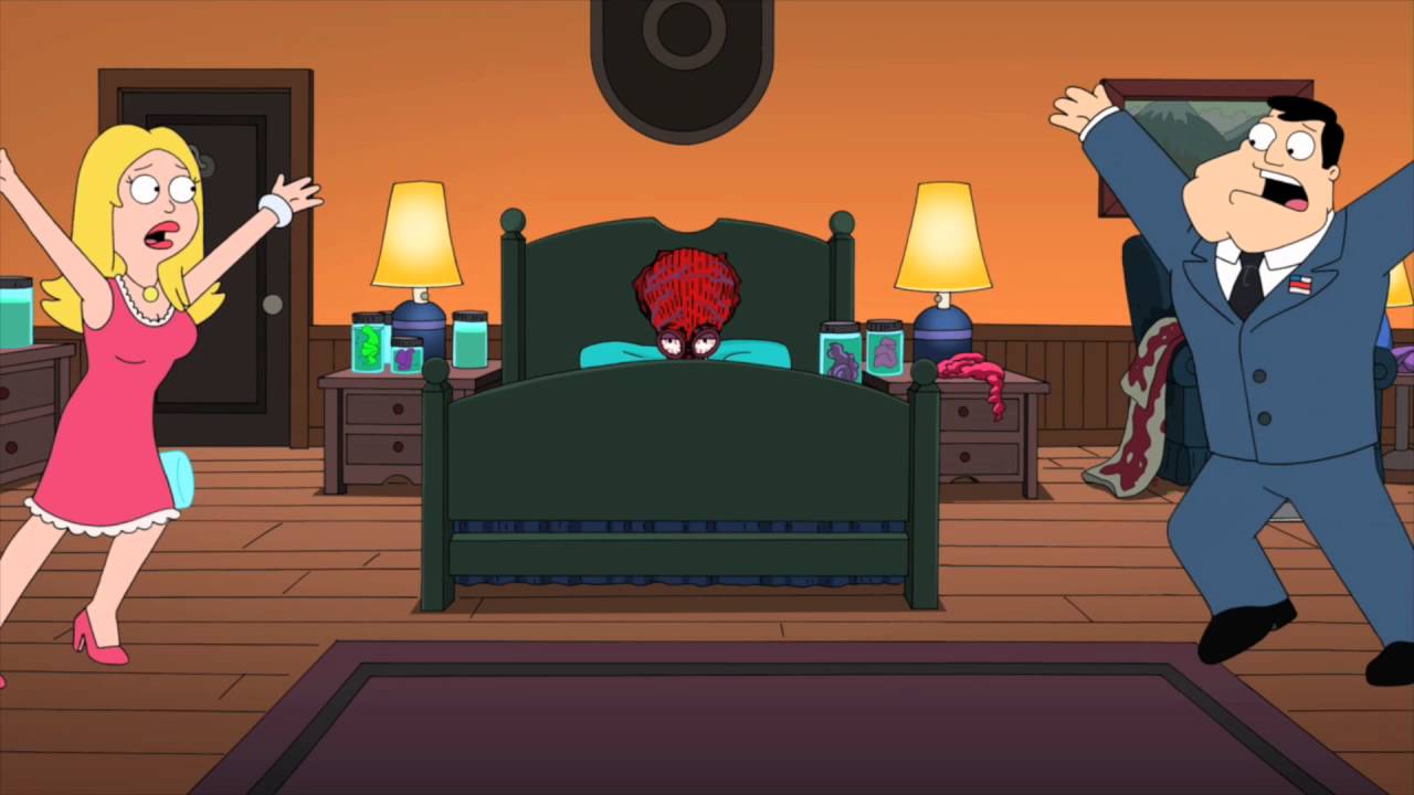 American Dad - Roger diseccionado