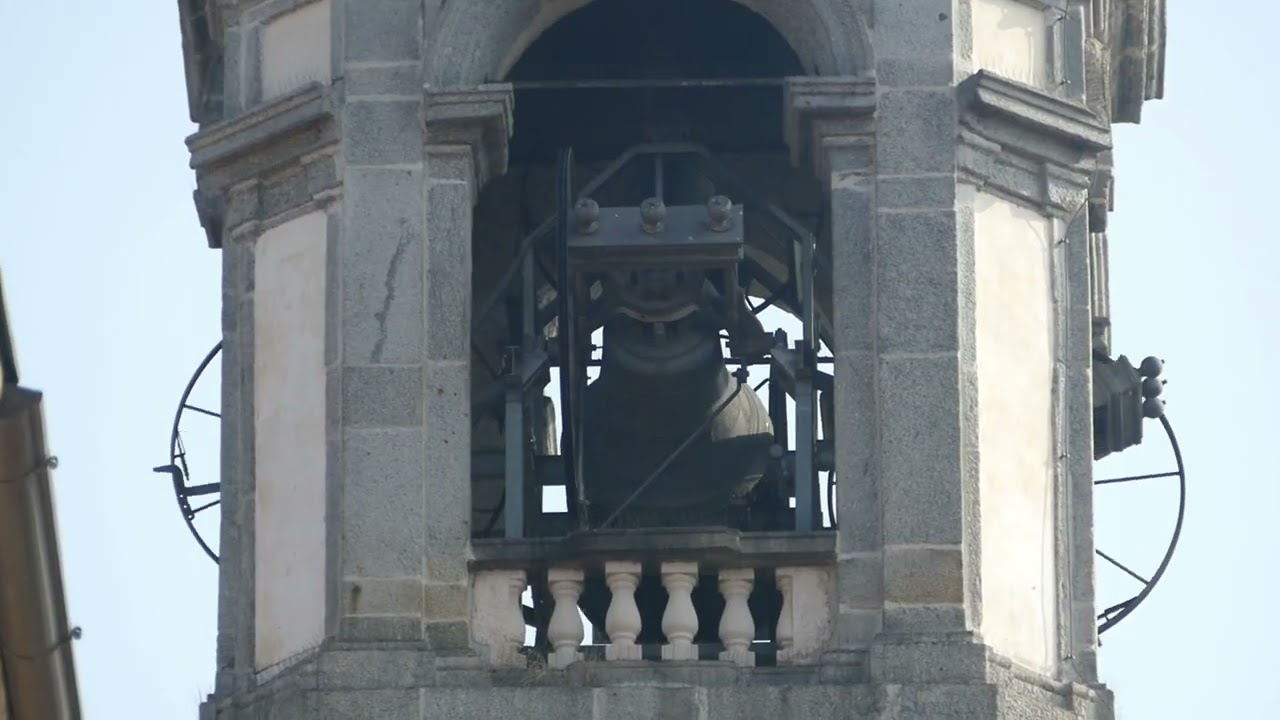 Distesa delle 4 campane maggiori di Arona 