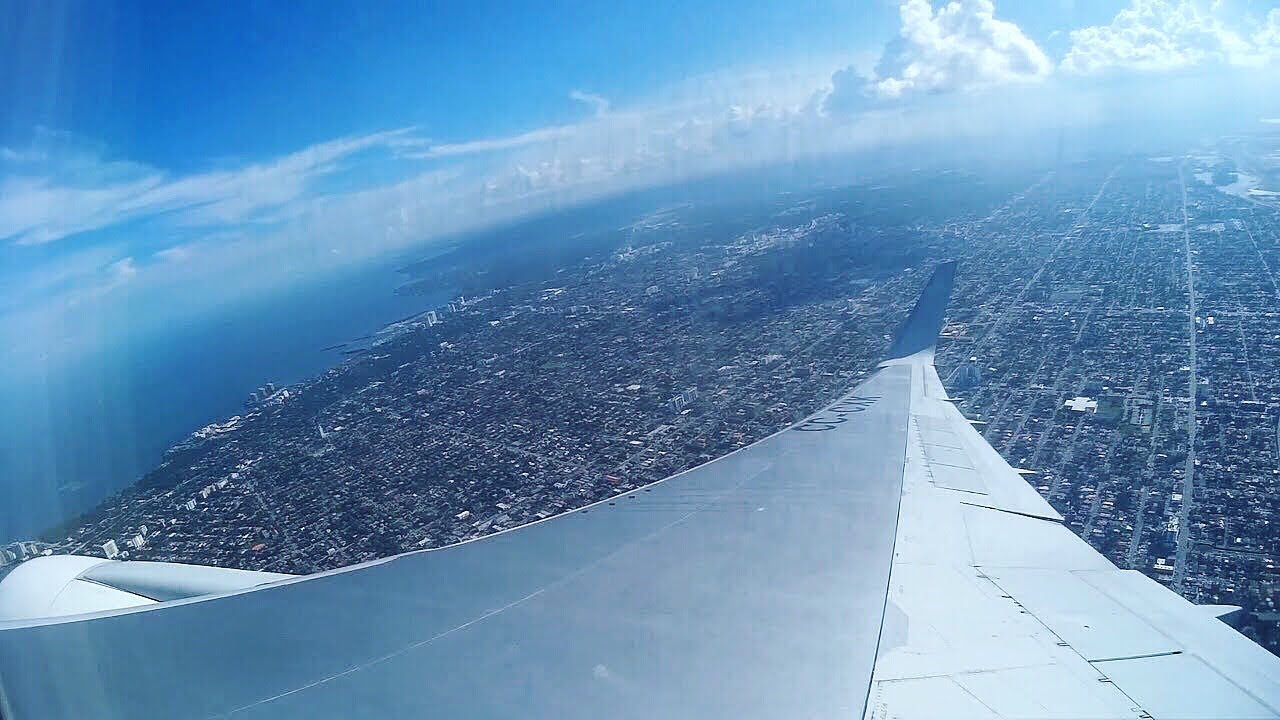 Miami ✈️ Lima / TAKEOFF / Lan Airlines Boeing 767