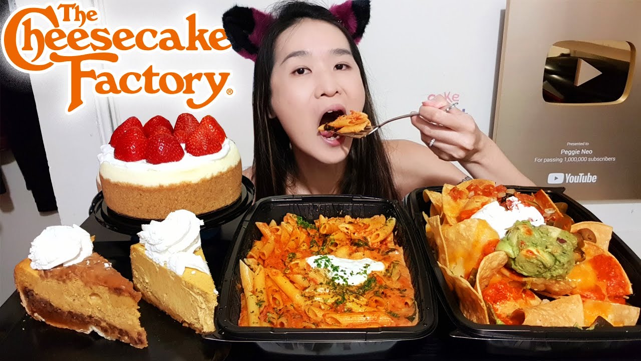 Cheesecake Factory Blowout! New Pumpkin Cheesecake, Loaded Nachos & Cheesy Pasta - Mukbang Asmr