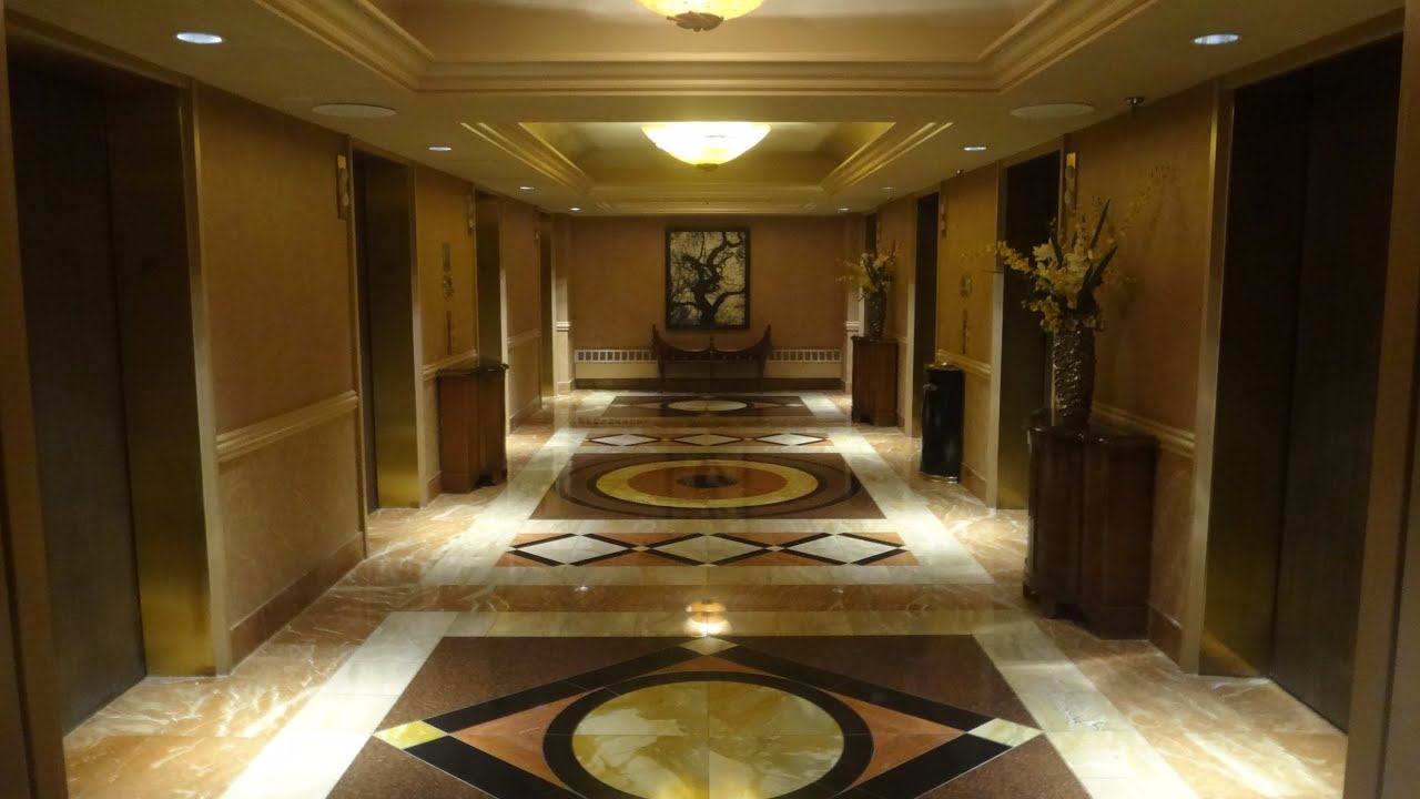 Очень быстрые лифты «DovisHouse» — курорт и казино Harrah's — озеро Тахо, Невада