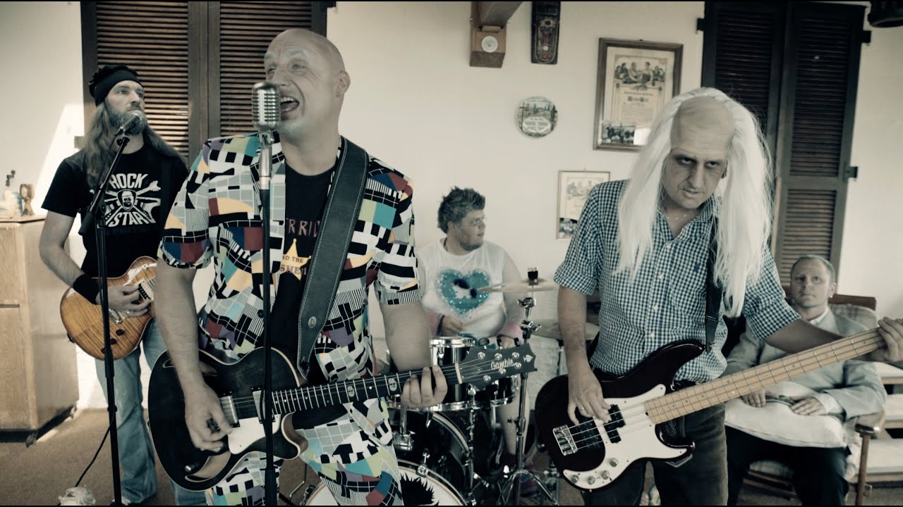 KING KONGS DEOROLLER - Zu alt f&uuml;r Rock 'n' Roll? [Offizielles Video]