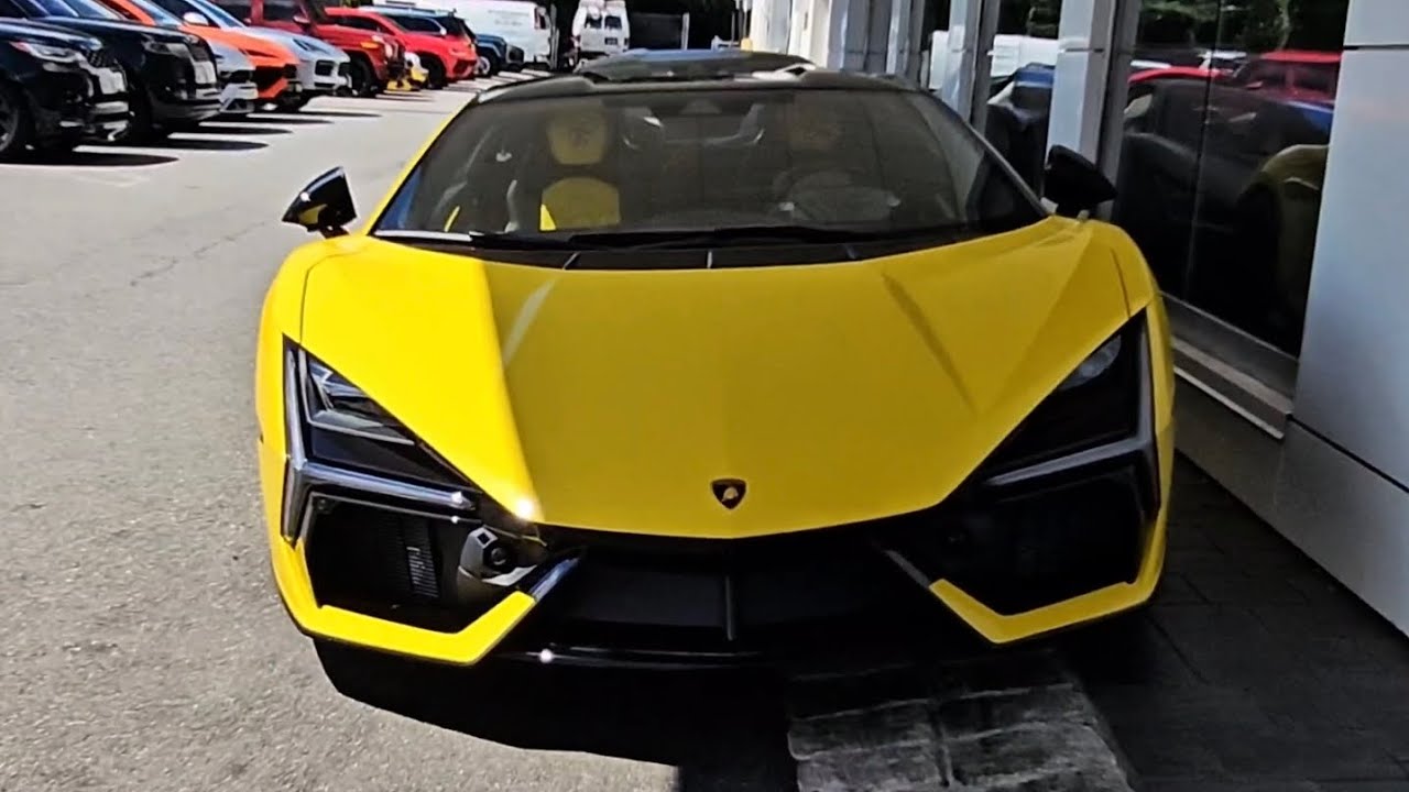 Lamborghini Car Spotting ( Revuelto ) 