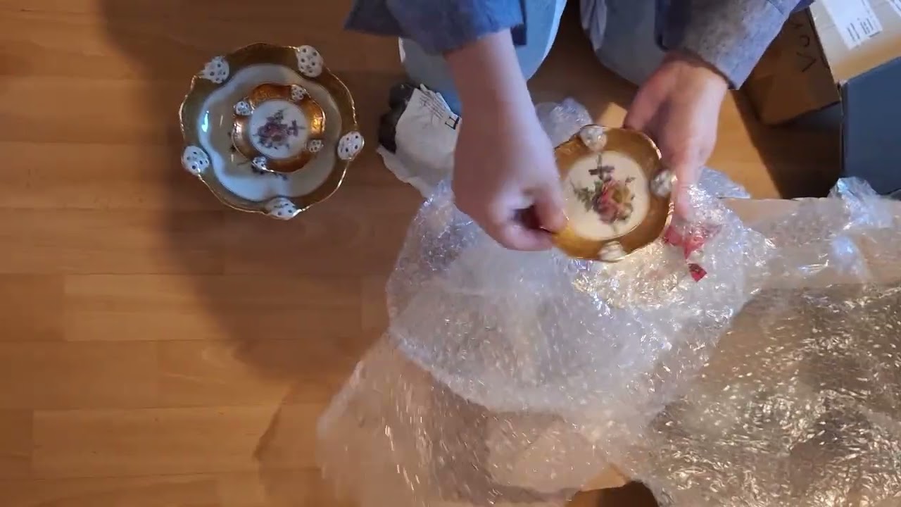 Мой любимый тупой скальпель :) 😀  что интересно там в коробке ?