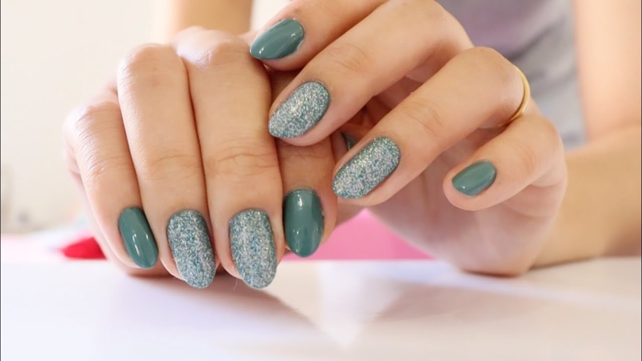 ASMR Pintando minhas unhas #5 (Sussurrado) 💅🏻