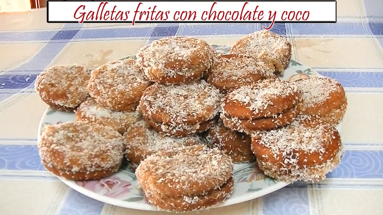 Galletas fritas con chocolate y coco | Receta de Cocina en Familia