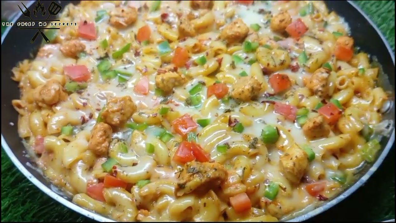 Delicious Pizza Macroni by The Chief MR Secrets | Macroni banany ka asan Tarika |