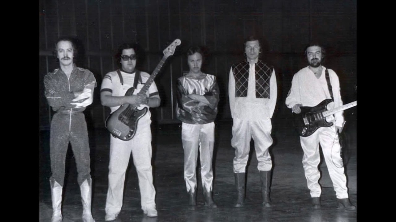 Леонид Борткевич , ВИА Мальвы, 1980 г. "Лет через сто"