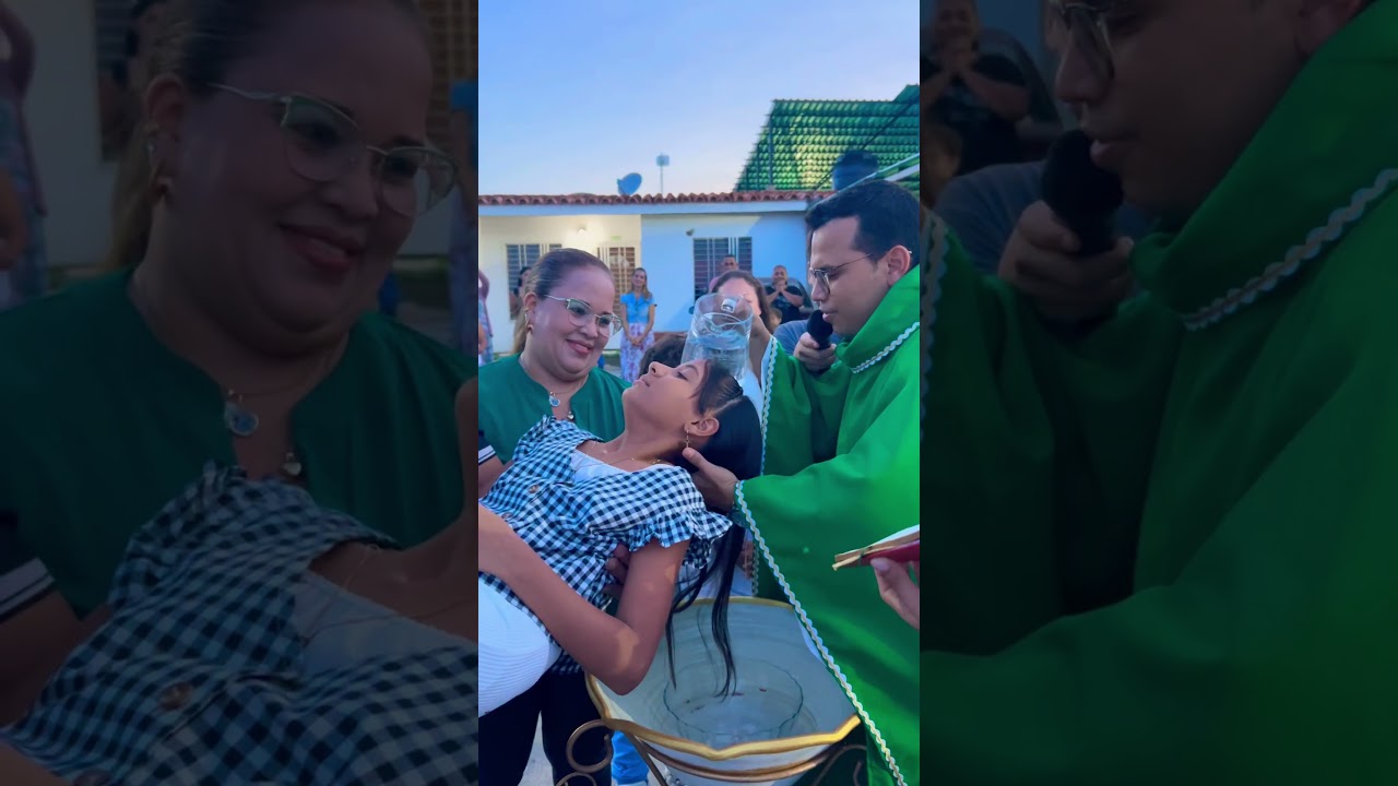 Bautizo de Sof&iacute;a. Nueva hija de Dios
