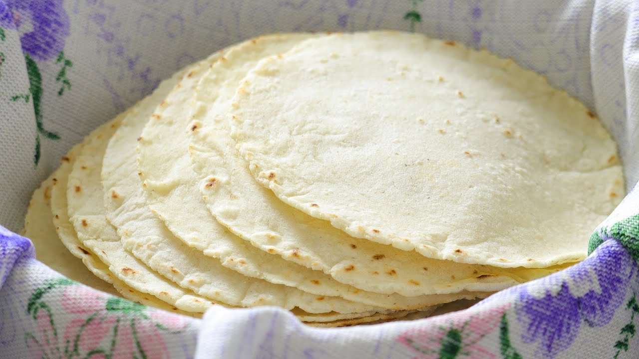 Домашние кукурузные лепешки с масекой