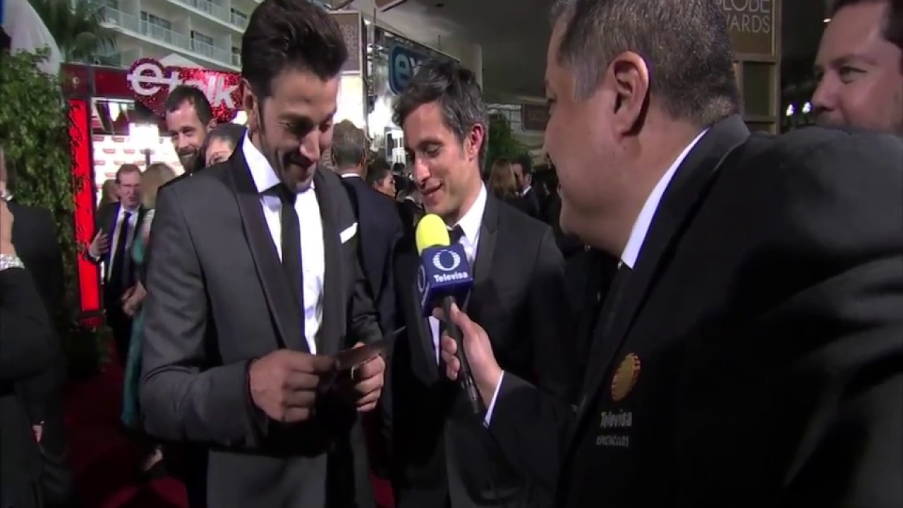 Diego Luna y Gael Garcia en los Globos de Oro