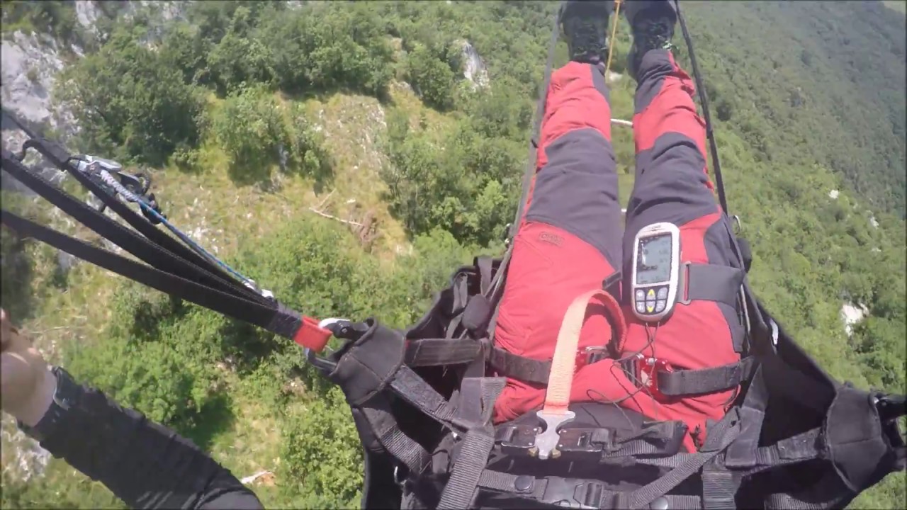 wypadek paralotniowy alpy julijskie paraglider fail