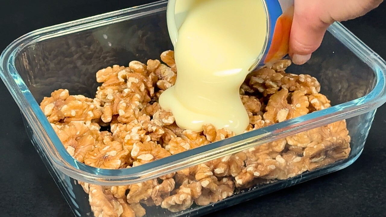 Взбейте сгущенное молоко с орехами! Лучший французский десерт без выпечки!