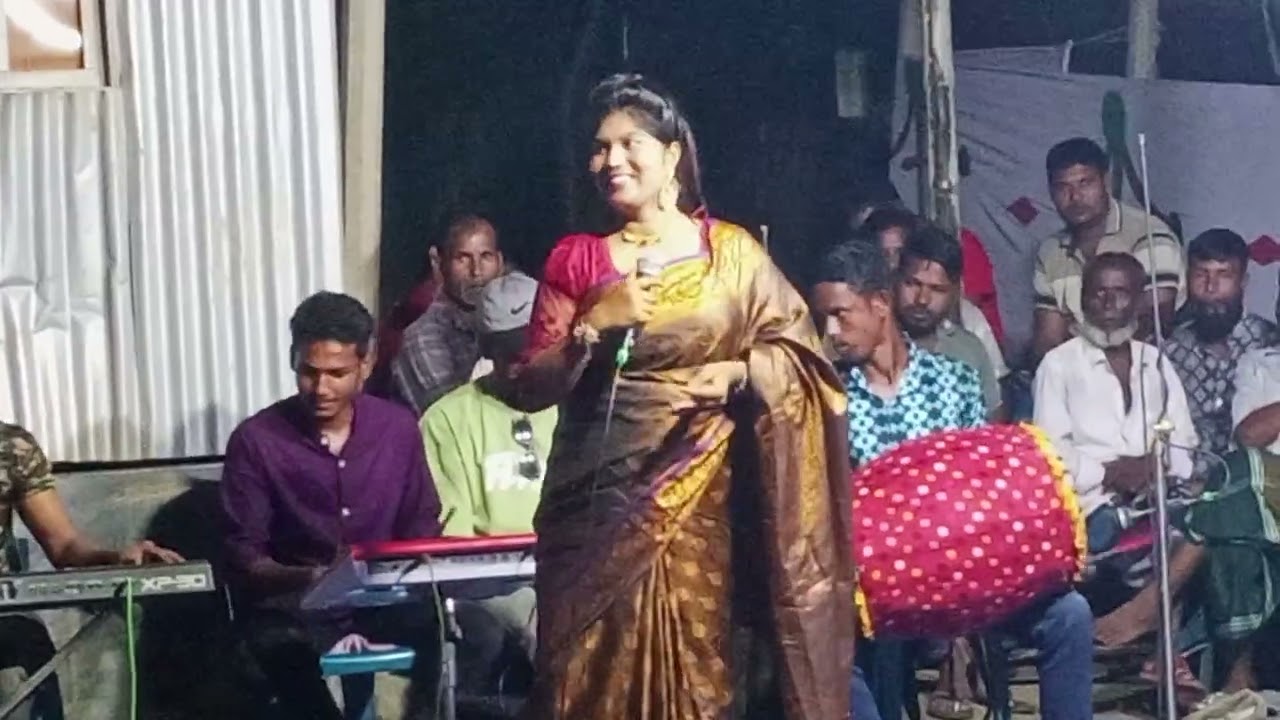 বীথির অসাধারণ গান। 