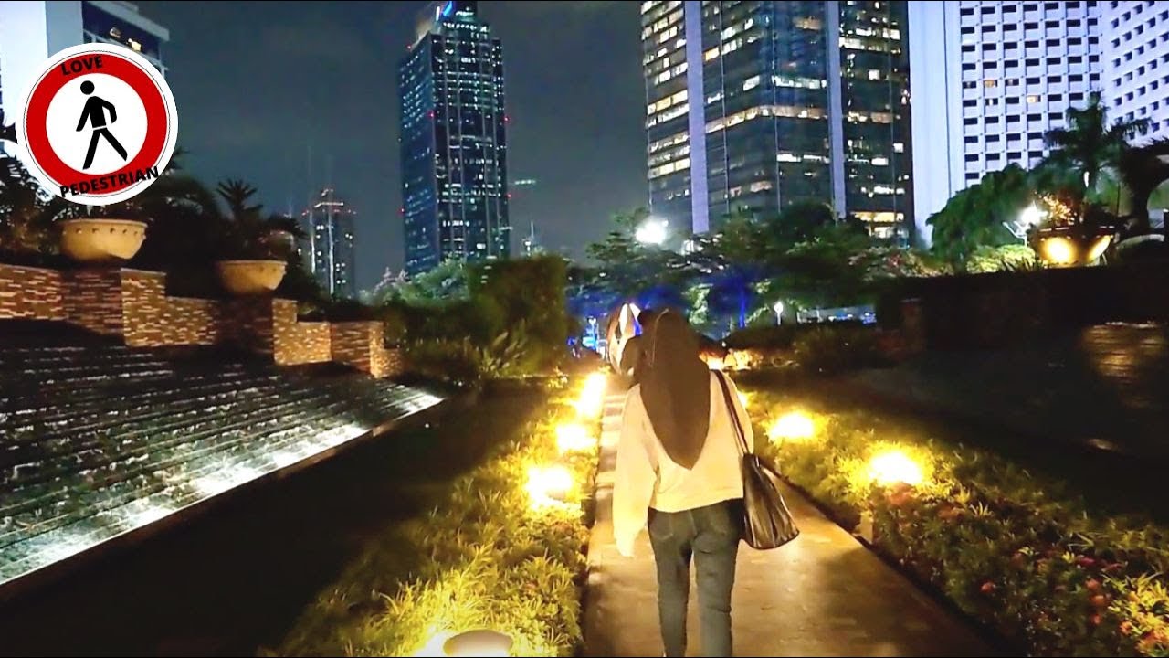 Jakarta Night Walk  -  Jalan Malam di Jakarta  Sudirman - Jembatan Phinisi- Chillax