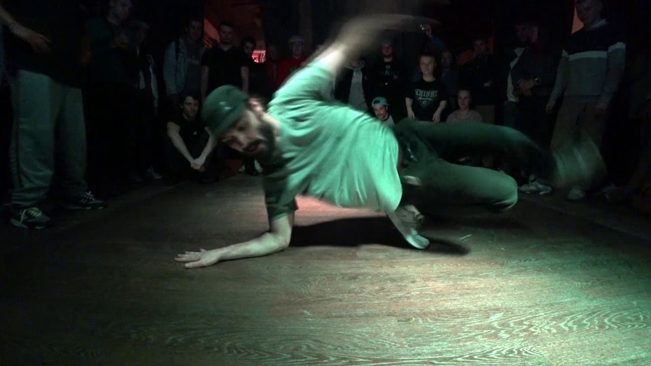 bboy Crash vs. bboy Skeeter