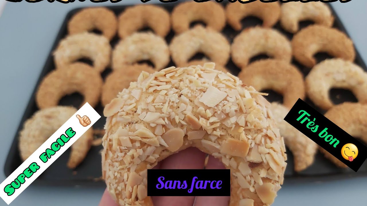 #charek, cornes de gazelles 🦌🦌sans farce très facile à réalise et fondant en bouche 😋😋😋