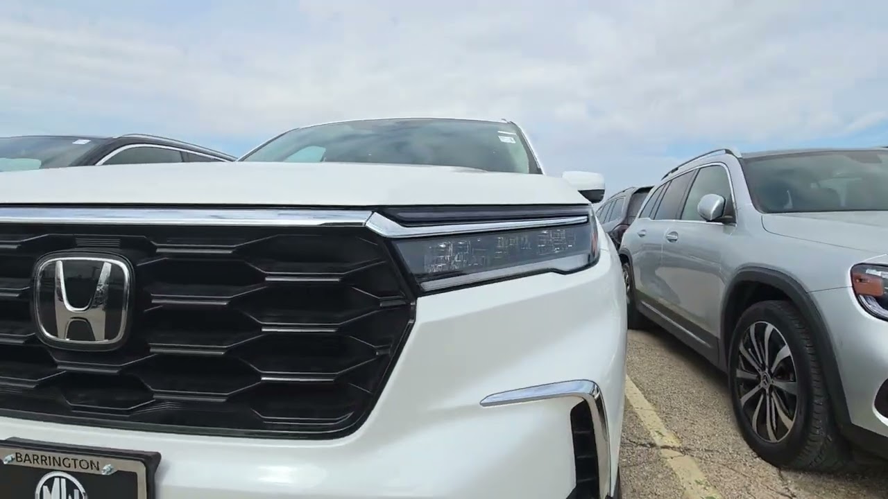 2025 Honda Pilot Touring Walk around