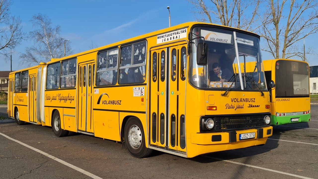 Nyíregyházi Ünnepi Ikarus járat és motoros mikulások