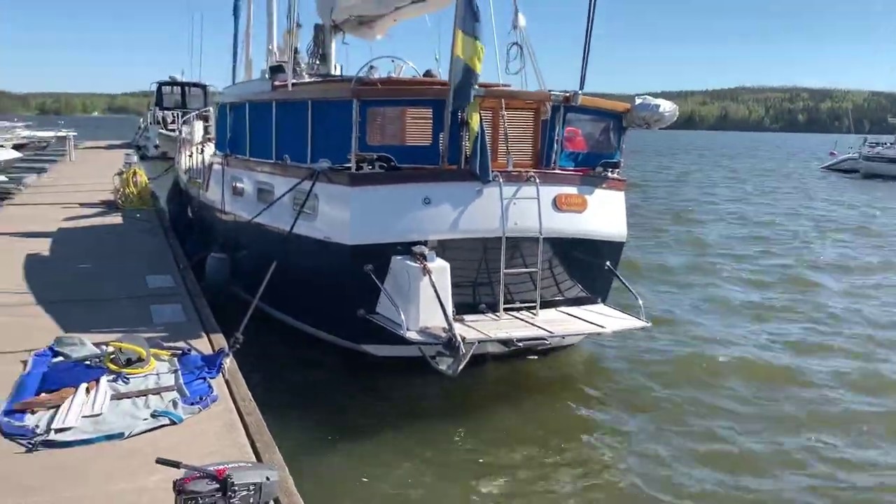 Ep 2 - Tour of Lydia (Nauticat 44) inside