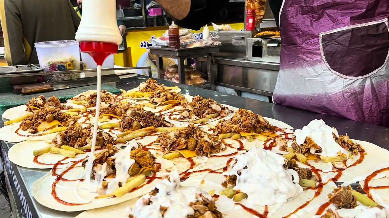 Watandar Afghani wraptor | Saddar Food Street- Fowara Chowk peshawar #explore #streetfood 