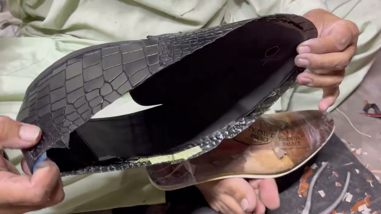 Crocodile Leather Shoes Making Process