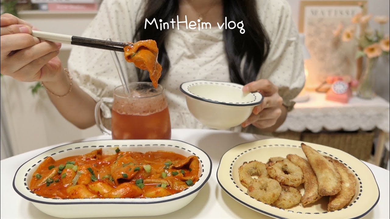 SUB)what i eat in a day🐷Cooking & eating Rosé Tteokbokki+Цыпленок Канчжон🍨Korean red bean bingsu