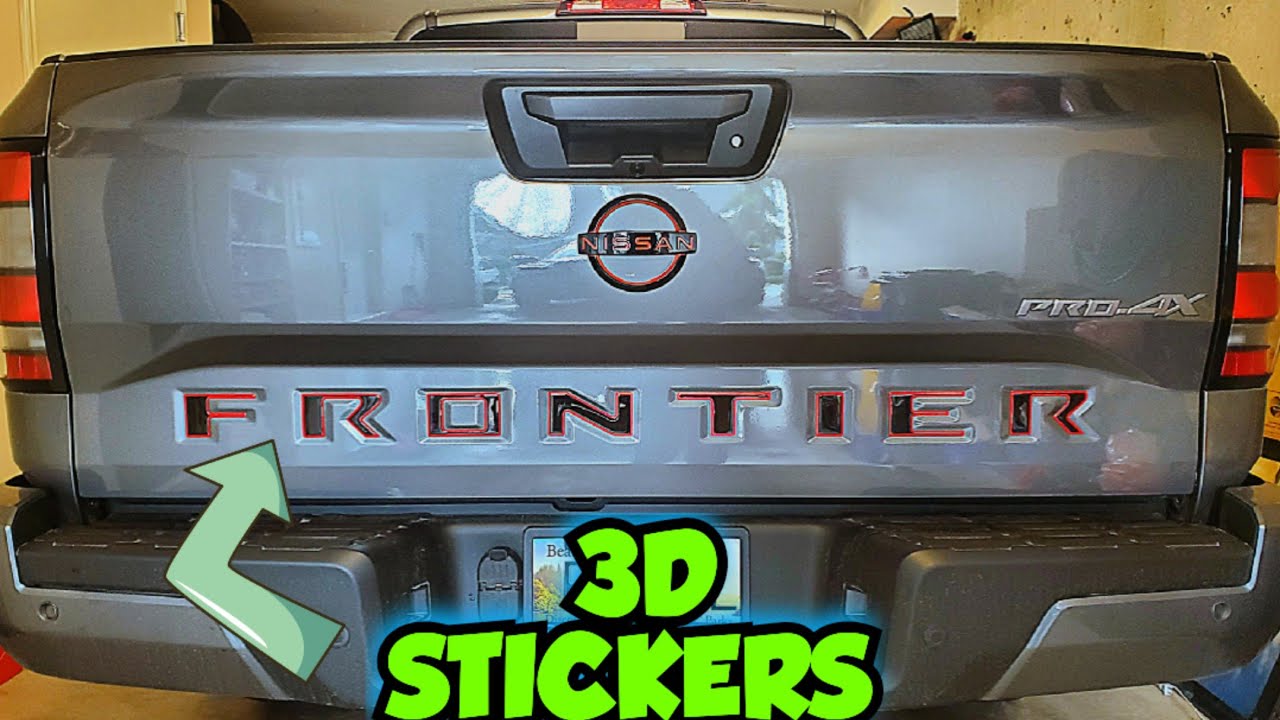 Установка наклейки на заднюю дверь Nissan Frontier Pro-4X 2023 года *буквы ETSY*
