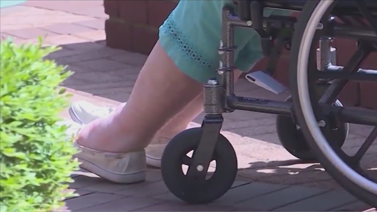 'Long-term care workforce crisis:' Nursing homes battle staffing shortages