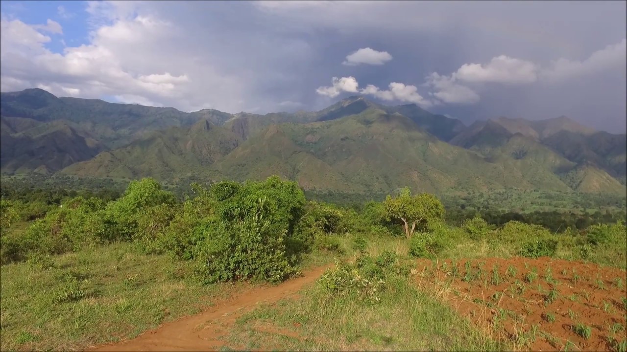 Livingstone Mountains and the Busokelo Valley Mbeya, Tanzania (DJI Phantom 3 Standard)