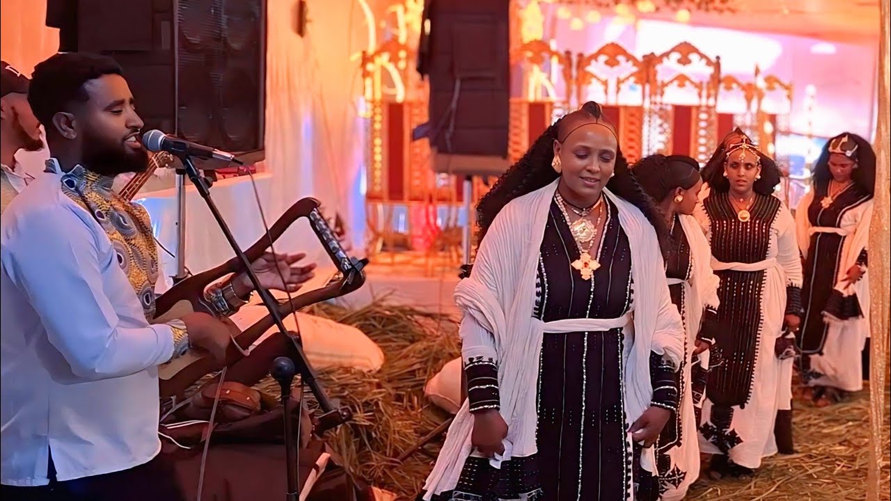 ድምፃዊ ክብሮም ሃደራ  መርዓ ኣብ ከተማ መኾኒ ብዳሳ ኣላዓዒልዋ kbrom Hader Traditional music live  wedding 2025