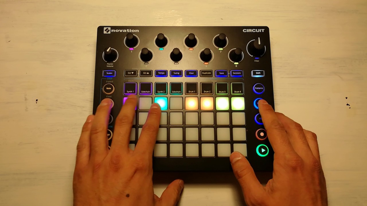 Novation Circuit: Techno Roulette No.1 (KUSH)
