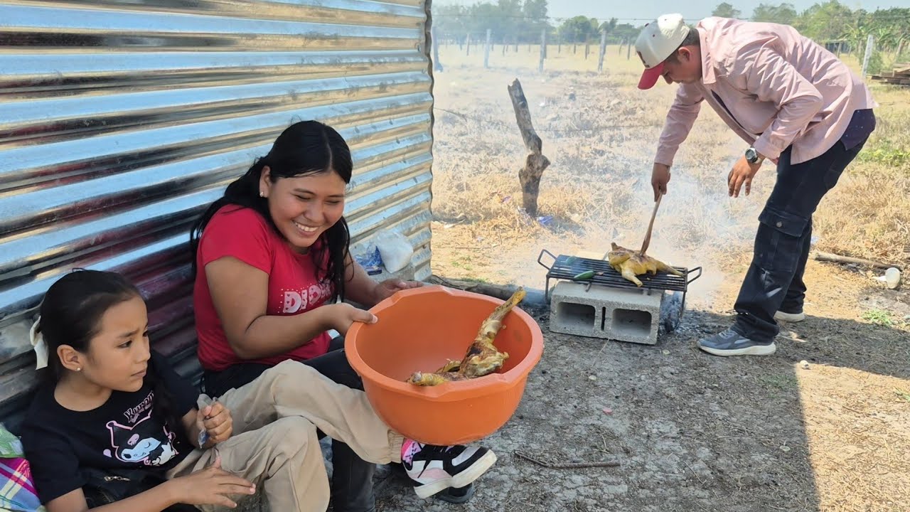 Don Pablo se la rifó en asar las gallinas, esto quedó pa chuparse los dedos 😋🍗