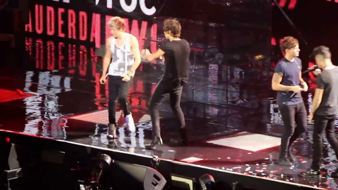 What Makes You Beautiful - One Direction in Nashville, TN
