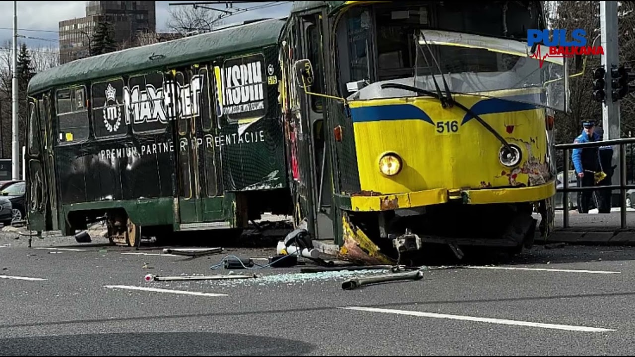 Uznemirujući snimak iz Sarajeva! Tramvaj iskočio iz &scaron;ina i ubio mladića!