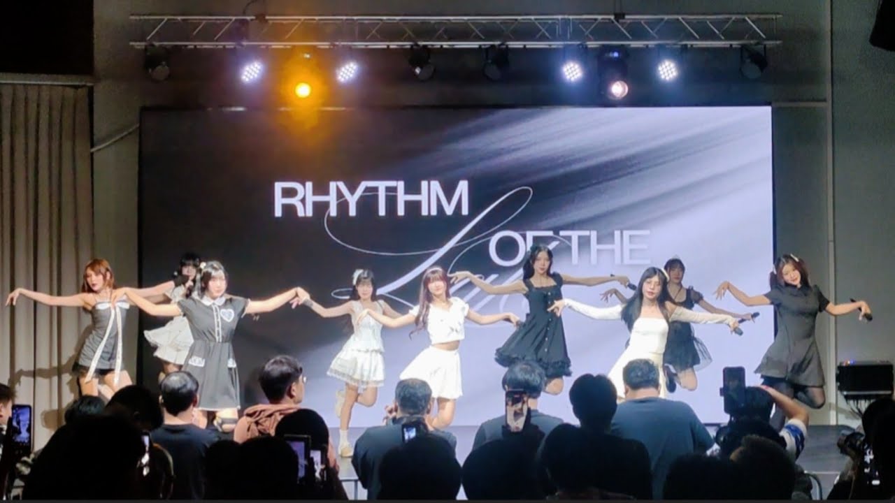 HatoBito - [Full Stage ] RHYTHM OF THE LAKE @Donki Mall Thonglor